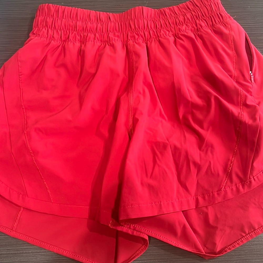 Lululemon size 8 shorts